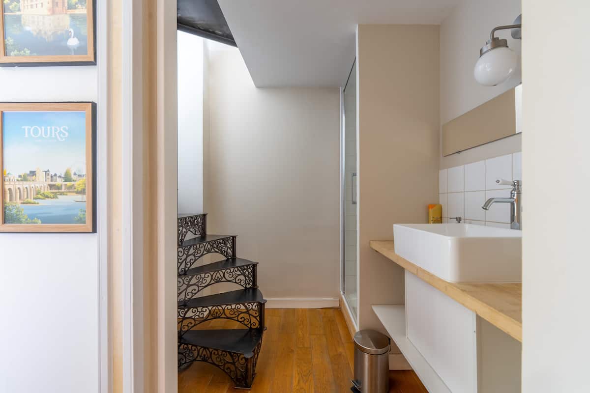 Salle d'eau chambre 5